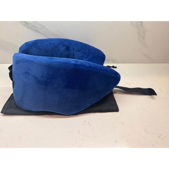 Travelrest Blue Nest Ultimate Memory Foam Travel Pillow - Picture 4 of 5